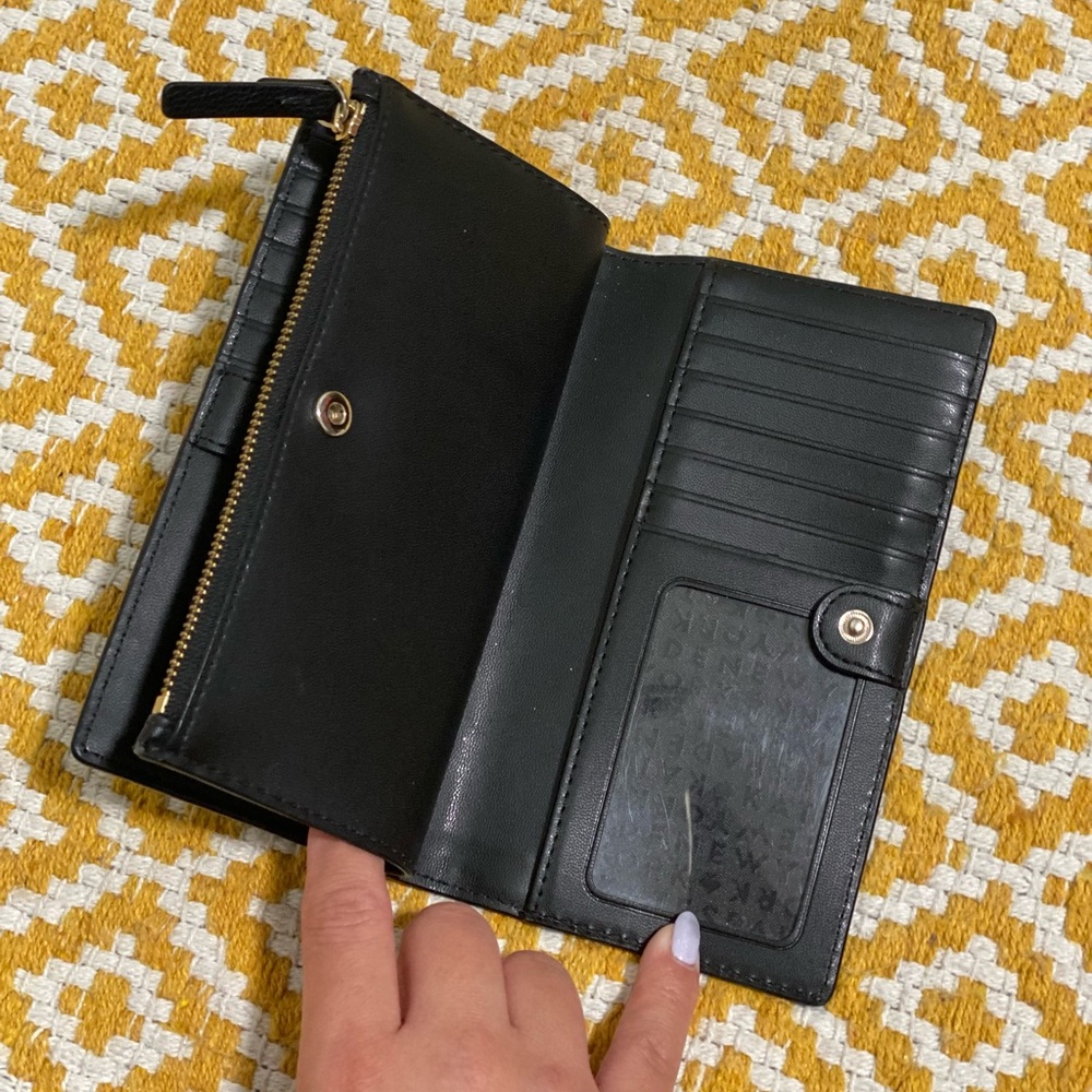 Kate Spade Wallet - Picture 3 of 6